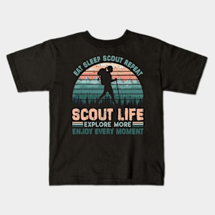 Eat sleep scout repeat Scout life explore enjoy every moment vintage camping Kids T-Shirt